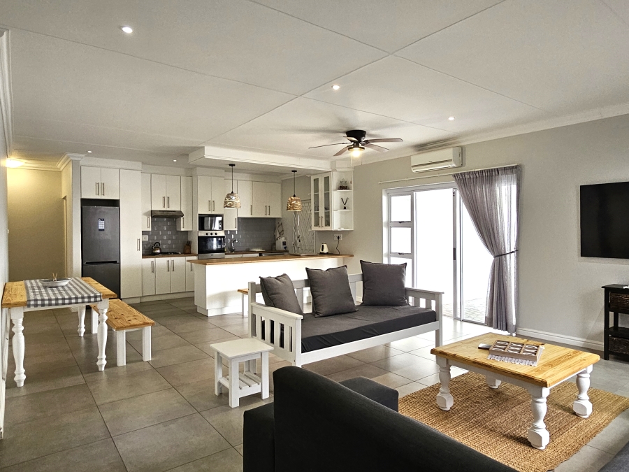 2 Bedroom Property for Sale in Wavecrest Eastern Cape